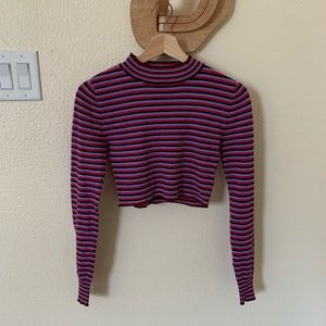 Striped long sleeve turtleneck cropped tee